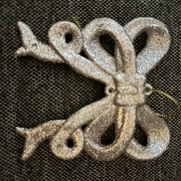 Rachel Zoe Gold Glitter Bow 4” Christmas Tree Ornaments Set of 6 NEW IN BOX - Picture 4 of 8